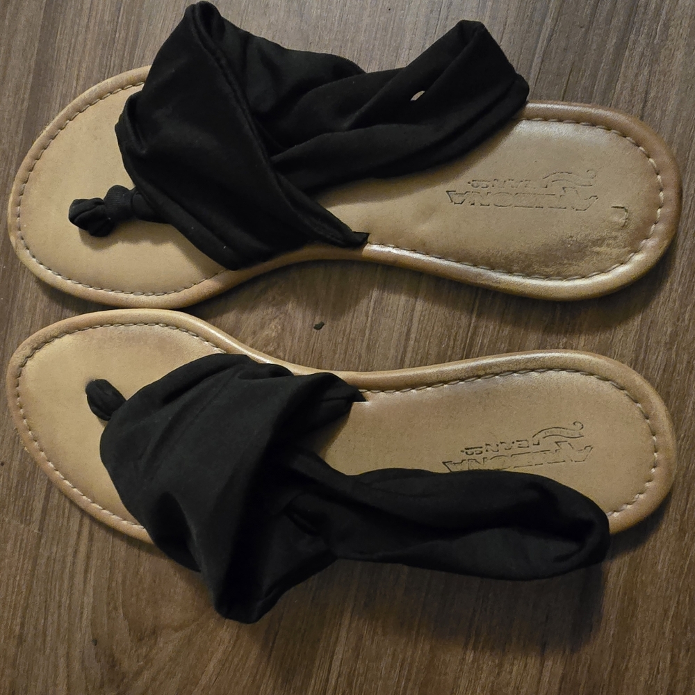 Arizona thong flip flops